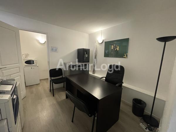 Bureaux à vendre ou à louer à Villeneuve d'Ascq visibilité exceptionnelle