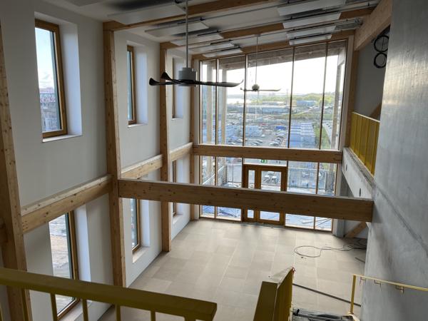 Bureaux neufs à louer à Nantes quartier République avec structure bois