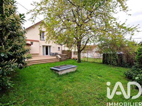 Maison à vendre 7 pièces 148,92 m² Ormesson-sur-Marne