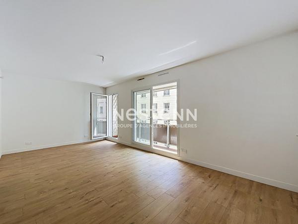 PARIS 11e - ÉLÉGANT 4 PIÈCES DE 76,76 M² - BALCON FILANT - LUMINEUX - RUE CALME