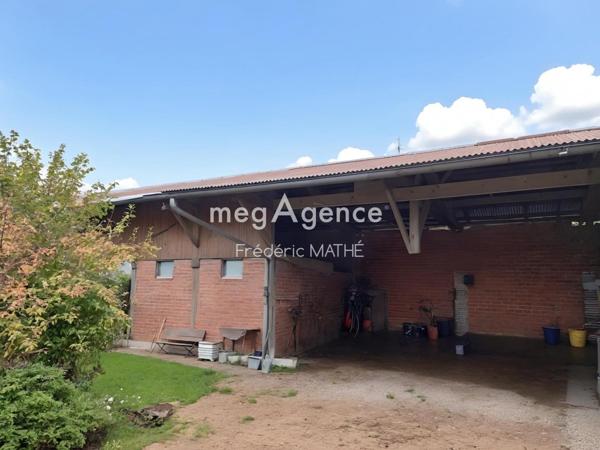 Maison à DOMMARTIN-LETTREE, 51320 - 6 pièces 210m²