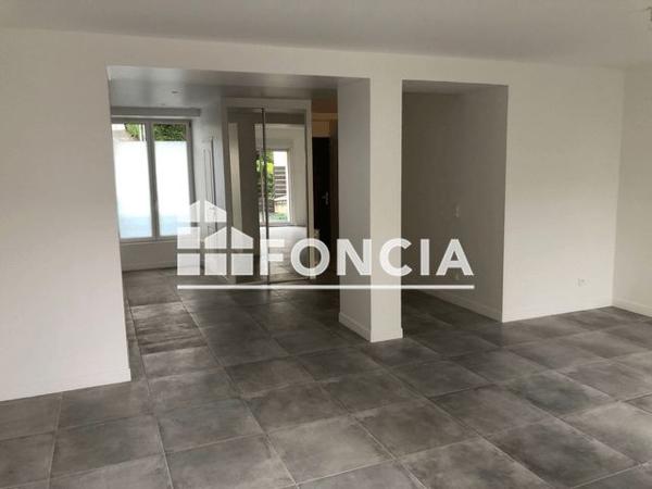 Location Maison 4 pièces 101.44 m² - 26/26 BIS BOULEVARD SOLFERINO Rueil-malmaison 92500