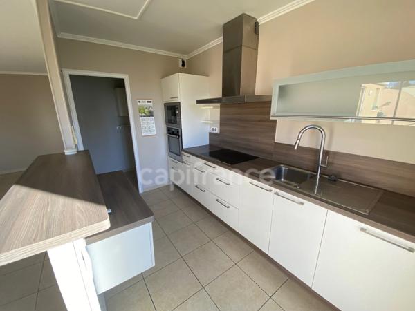 EN EXCLUSIVITE APPARTEMENT T4 TRES BON QUARTIER