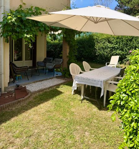 Appartement 76 m² en rez-de-jardin (3 chambres) 299 000 € **  - Référence  876