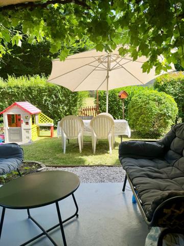 Appartement 76 m² en rez-de-jardin (3 chambres) 299 000 € **  - Référence  876
