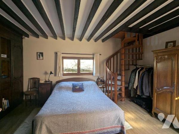 Maison à Vendre à Rainvillers (60155) en Oise (60)

Cette propriété comprenant deux maisons d...