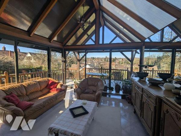 Maison à Vendre à Rainvillers (60155) en Oise (60)

Cette propriété comprenant deux maisons d...