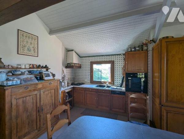 Maison à Vendre à Rainvillers (60155) en Oise (60)

Cette propriété comprenant deux maisons d...