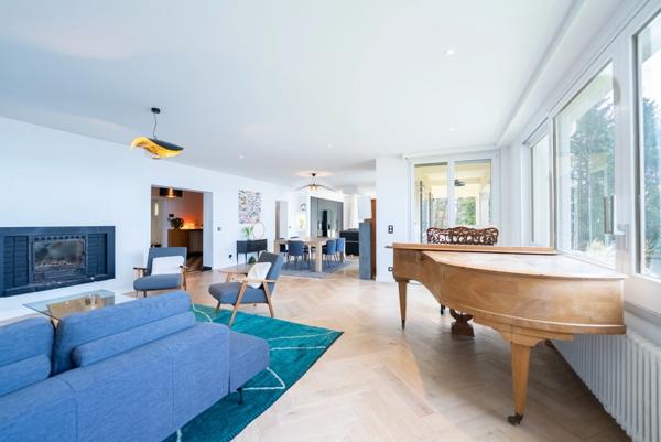 Maison à vendre 6-7 pièces de 246 m2 LUCINGES (74) Terrain d'env. 10'000 m2