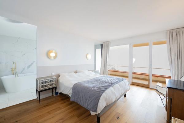 Maison à vendre 6-7 pièces de 246 m2 LUCINGES (74) Terrain d'env. 10'000 m2