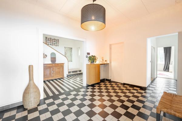 Maison à vendre 6-7 pièces de 246 m2 LUCINGES (74) Terrain d'env. 10'000 m2