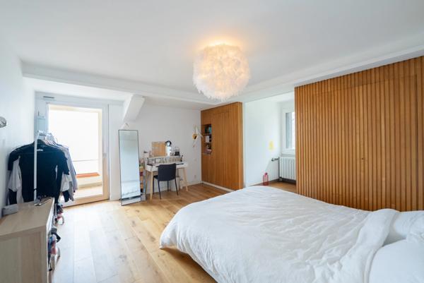 Maison à vendre 6-7 pièces de 246 m2 LUCINGES (74) Terrain d'env. 10'000 m2