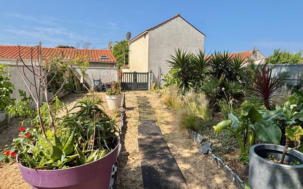 Maison à vendre    5 pièces •  Saint-Pierre-d'Oléron