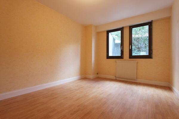 à louer appartement T3 lumineux dans le centre-ville de Quimper.