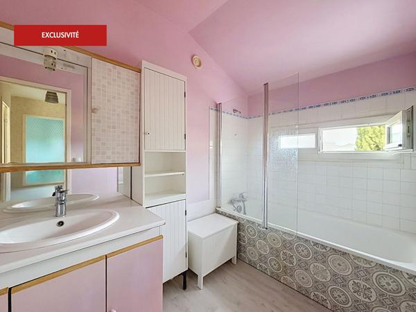 Une maison famililale sans vis à vis avec véranda et jardin ! PLOUFRAGAN