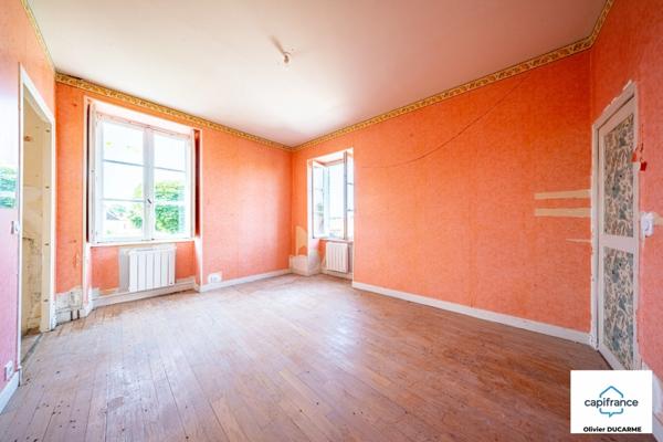 Appartement à vendre 5 pièces ARNAY LE DUC (21) de 94 m² avec garage, place de parking et grand grenier