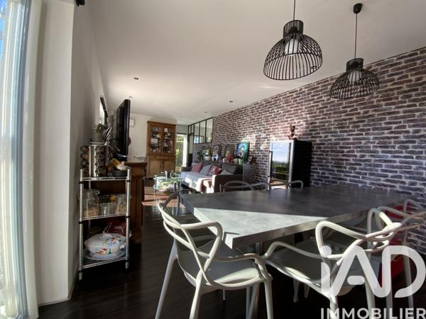 Maison à vendre 8 pièces 210 m² Vence