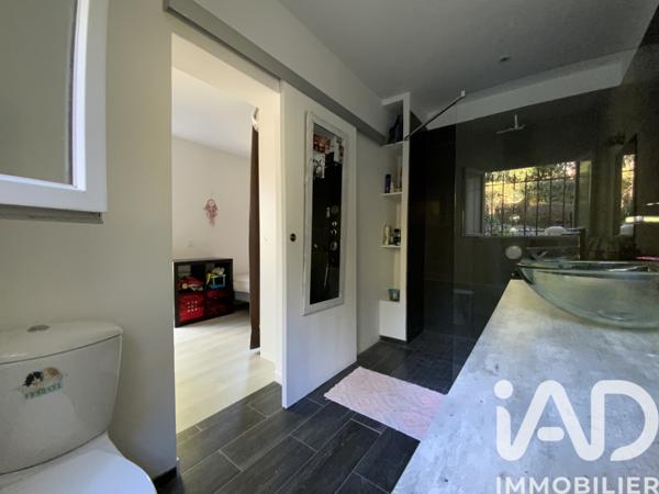 Maison à vendre 8 pièces 210 m² Vence