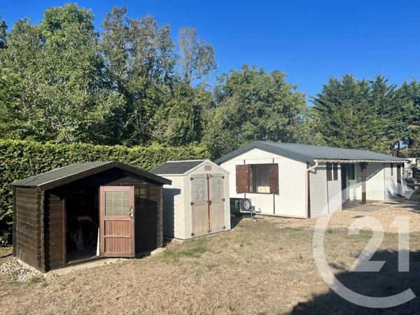 Terrain à vendre  1190 m 2   ST GEORGES D OLERON  - 17