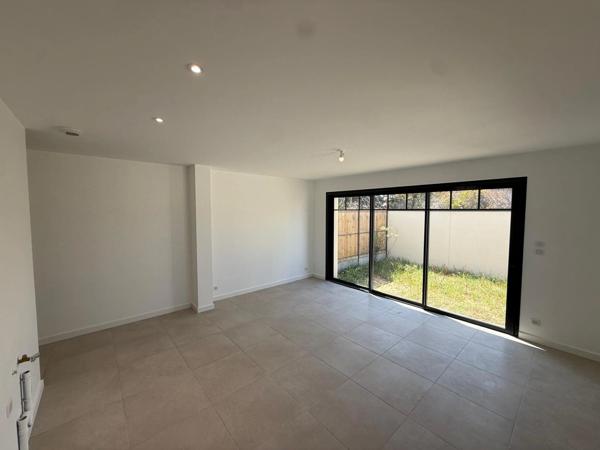 Appartement à vendre 3 pièces SAINT JEAN D'ILLAC (33)