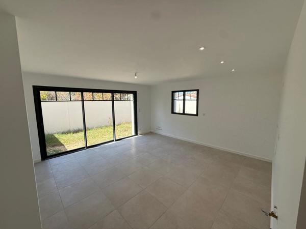 Appartement à vendre 3 pièces SAINT JEAN D'ILLAC (33)