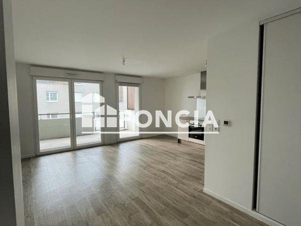 Location Appartement 4 pièces 82.85 m² - ENTREE A Pulnoy 54425