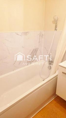 Idéalement placé - proche toutes commodités - usines