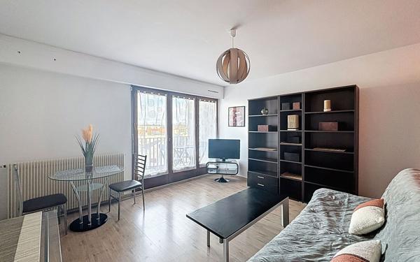 Appartement à vendre    2 pièces • 41 m2 Pau