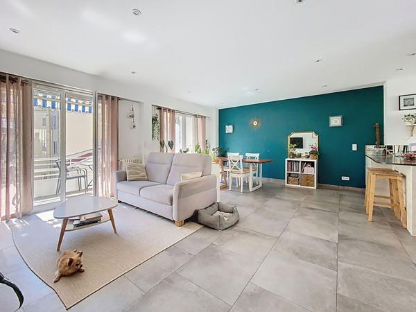 Spacieux 3 pièces traversant à deux pas de la mer