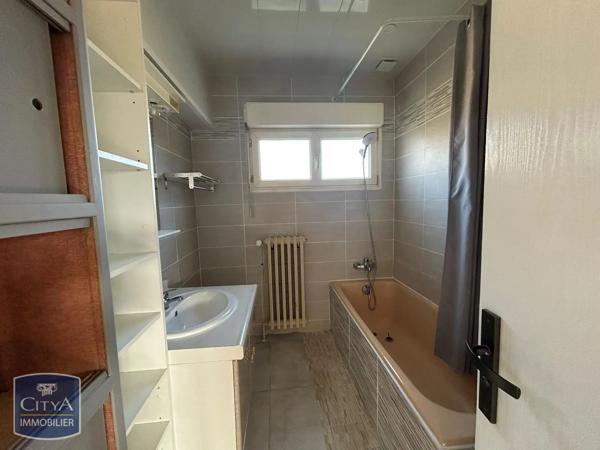 Maison à louer 3 pièces 54.6m² Blois (41000)