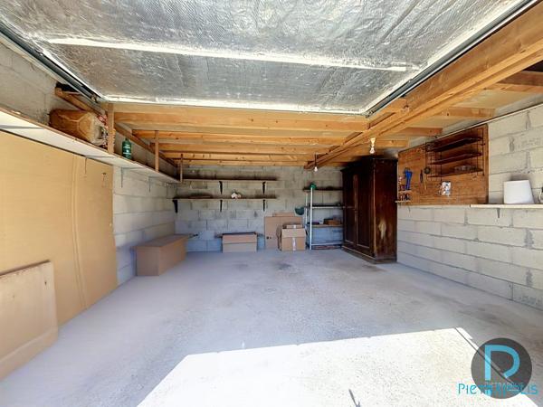 Maison de plain-pied 99 m² sur terrain de 621 m²