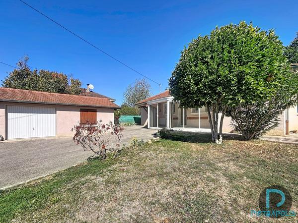 Maison de plain-pied 99 m² sur terrain de 621 m²
