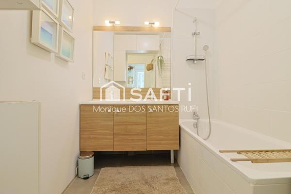 Superbe T3 lumineux avec grande terrasse de 27 m² - Proche CMA CGM