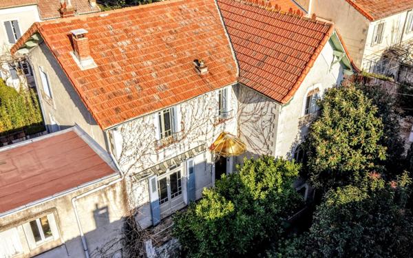 Maison à vendre    8 pièces •  Avignon