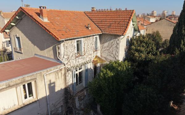 Maison à vendre    8 pièces •  Avignon