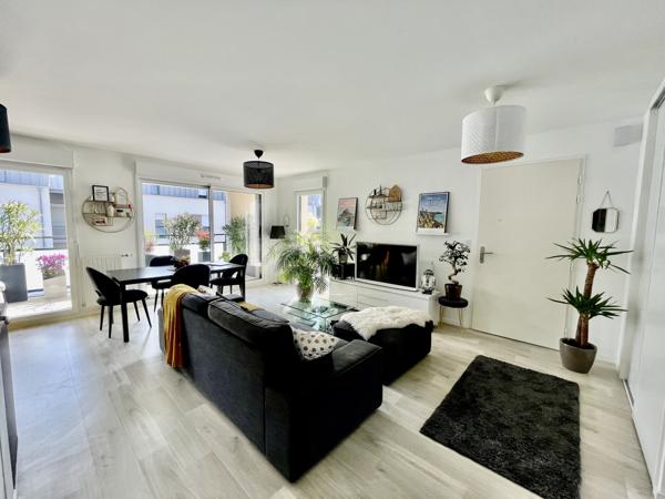 Bel appartement 3 chambres avec terrasse