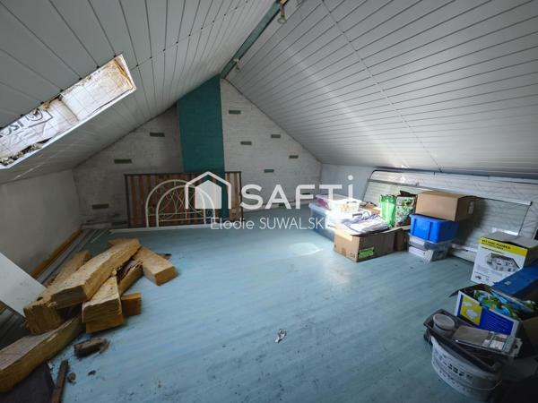 Maison idéale primo-accédant, beau potentiel!