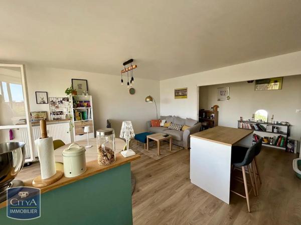 Appartement à louer 3 pièces 73.85m² Le Mans (72000)