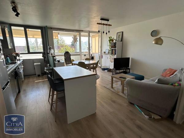 Appartement à louer 3 pièces 73.85m² Le Mans (72000)