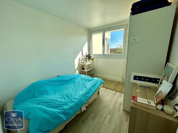 Appartement à louer 3 pièces 73.85m² Le Mans (72000)