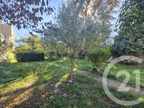 Maison à vendre  6 pièces - 101,97 m 2   POITIERS  - 86