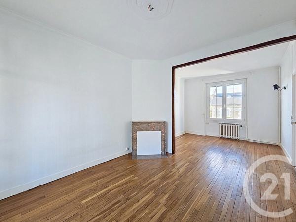 Maison à vendre  6 pièces - 101,97 m 2   POITIERS  - 86