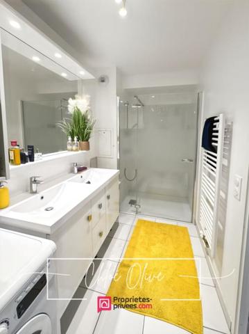 Studio + parking - Val d'Europe -Serris - 30m2