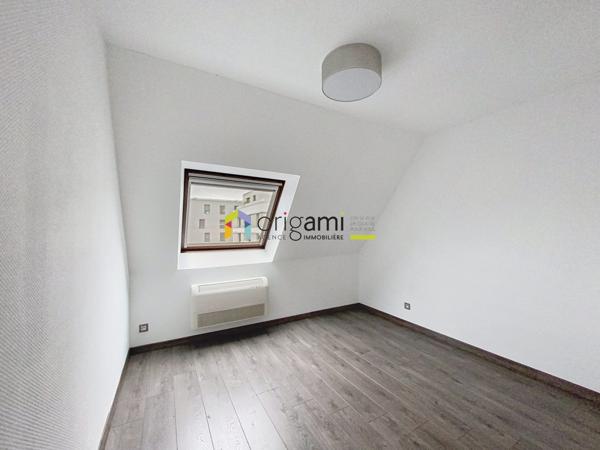 LINGOLSHEIM - Spacieux F3 en duplex