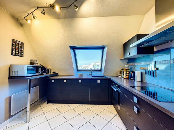 LINGOLSHEIM - Spacieux F3 en duplex