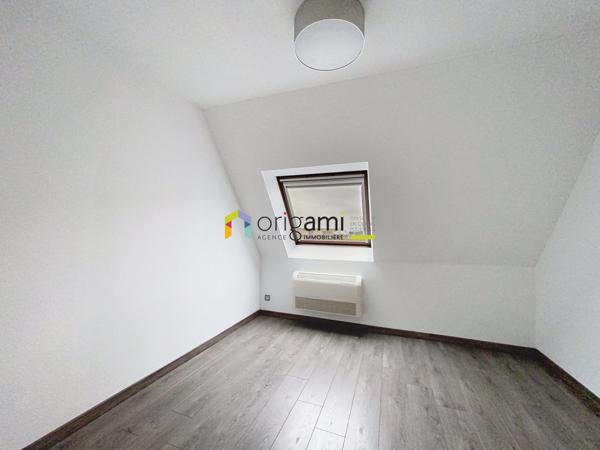 LINGOLSHEIM - Spacieux F3 en duplex