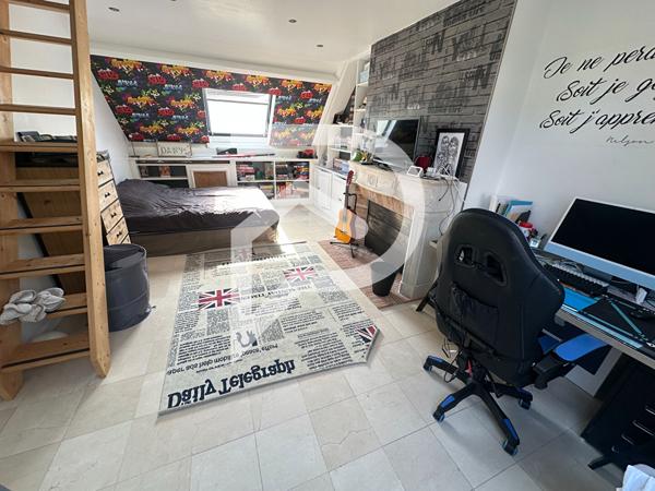 Maison 7 pièces 270 m2