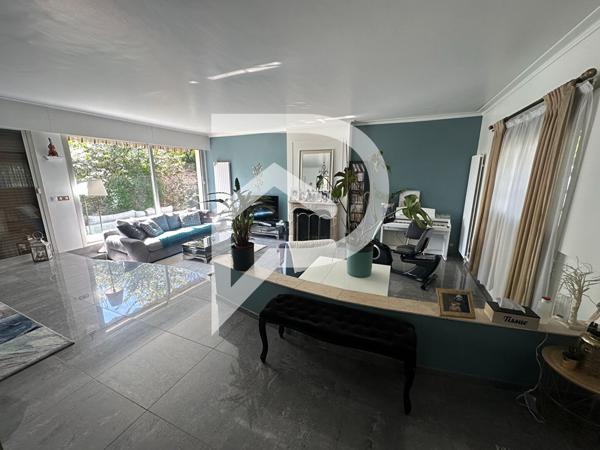 Maison 7 pièces 270 m2