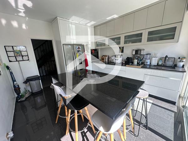 Maison 7 pièces 270 m2