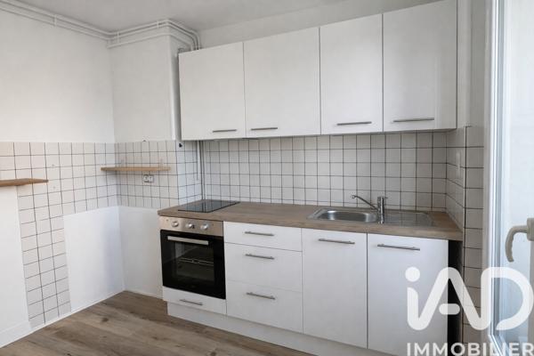 Location appartement 3 pièces 51 m² Bourgoin-Jallieu